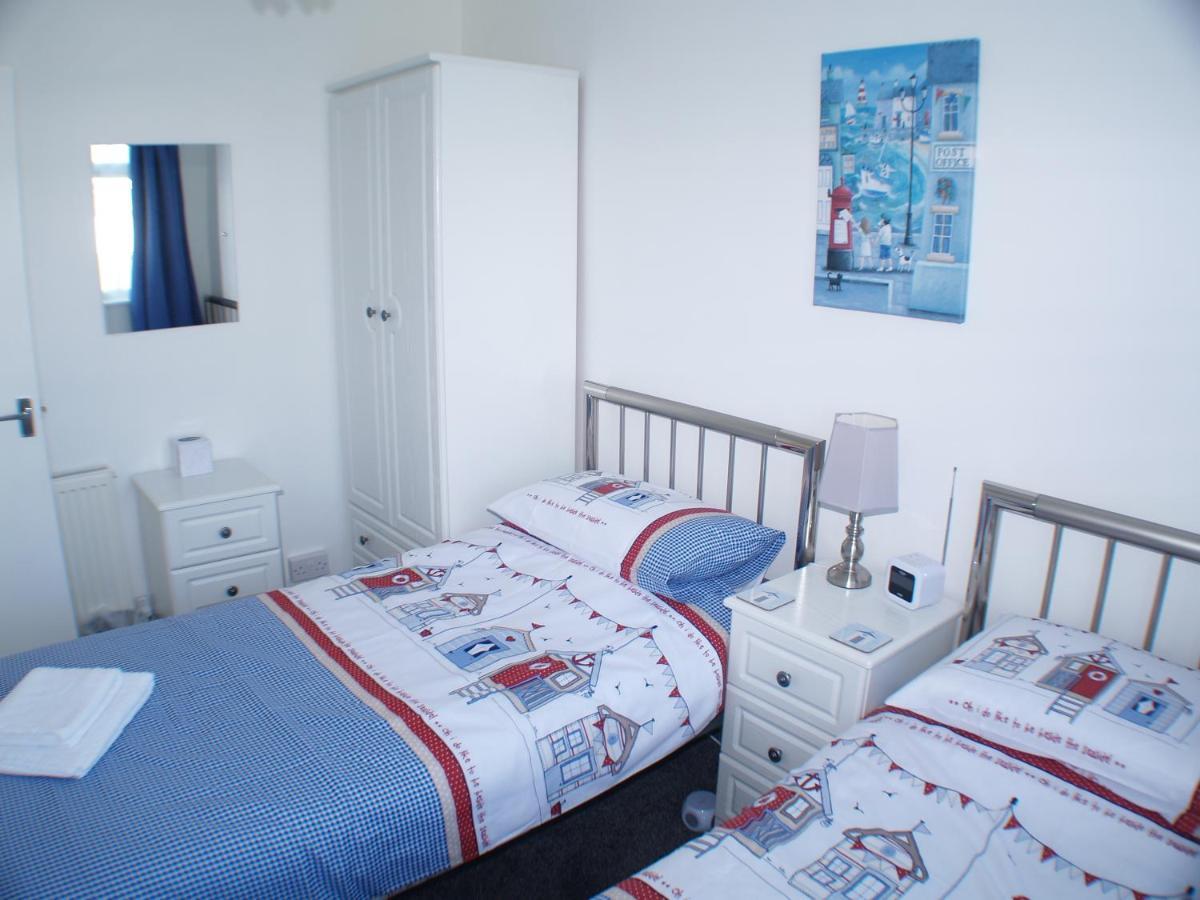 Sunny View, 87 Brambles Chine Villa เฟรชวอเตอร์ ภายนอก รูปภาพ