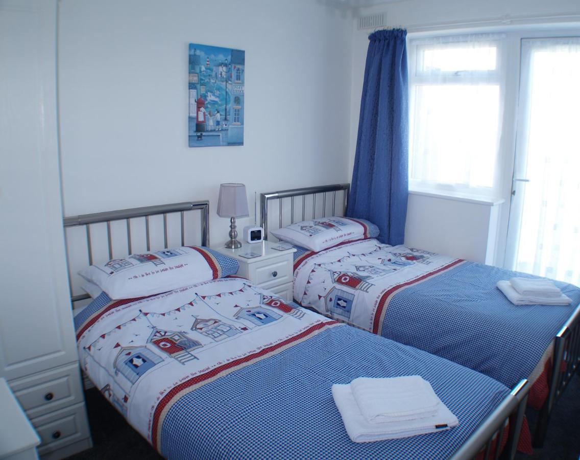 Sunny View, 87 Brambles Chine Villa เฟรชวอเตอร์ ภายนอก รูปภาพ